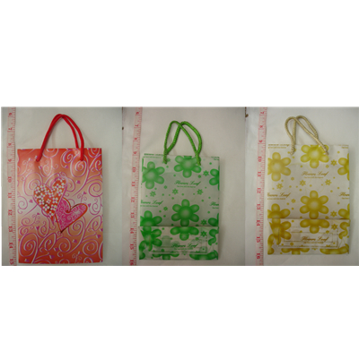 Flower/Heart Shape plastic gift bag